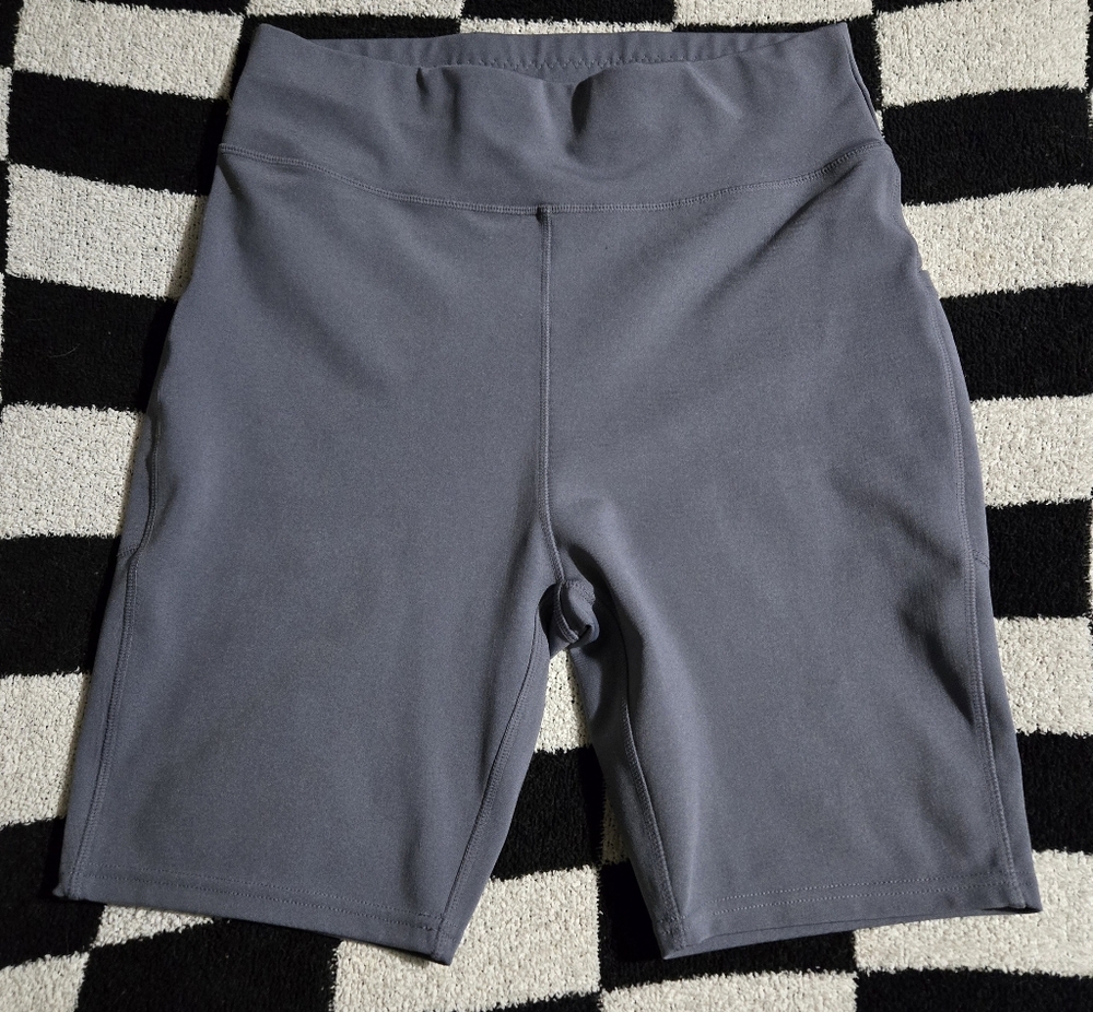 POP Fit Pockets Athletic Shorts Women size xl